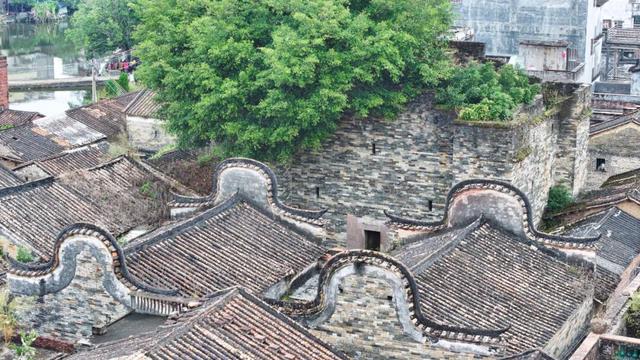 探秘温贯炮楼：深藏于高要乡间的古代军事堡垒