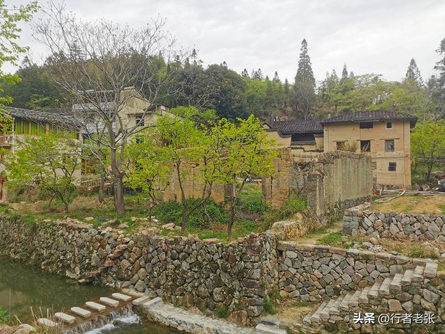 福建屏南有个“小丽江”，700年古村落，在“福建第一村”隔壁