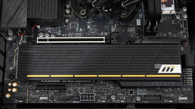 双十一500元内最值得买的PCIe 4.0固态？金百达KP270开箱实测