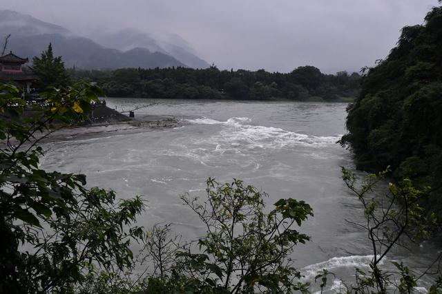 伟大工程都江堰