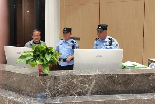 与山水同框、共风景一色！黄河之滨，他们为文旅热潮注入平安底色