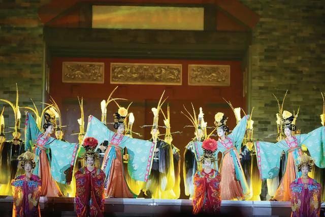 活力中国调研行 | 古城夜游、数字武当、水上奇观……湖北文旅“新玩法”解锁消费新场景