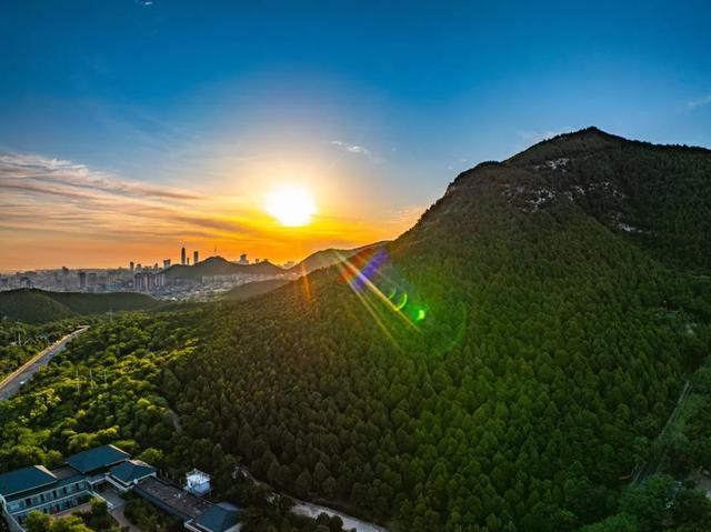 初秋来济南，两条宝藏线路带你边吃边玩！