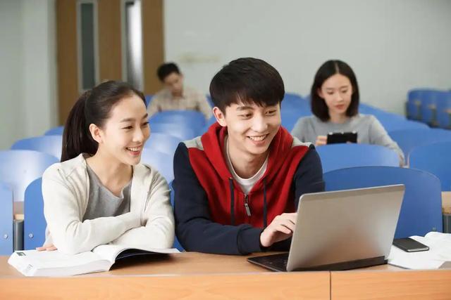 放下手机，拾起未来：十年之约的辉煌见证