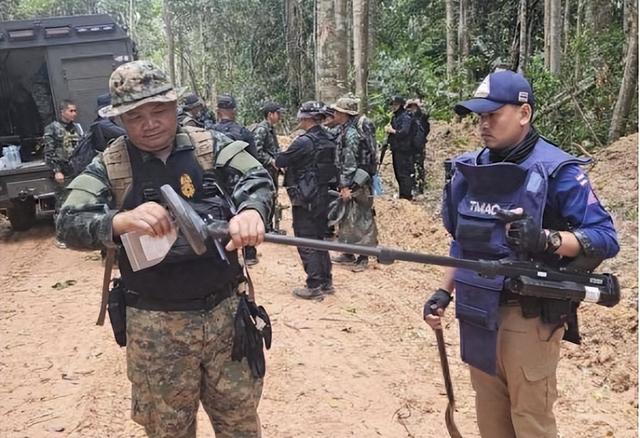 泰柬交火了！泰方刚找过中国，柬埔寨1700万人正为洪森的嚣张买单