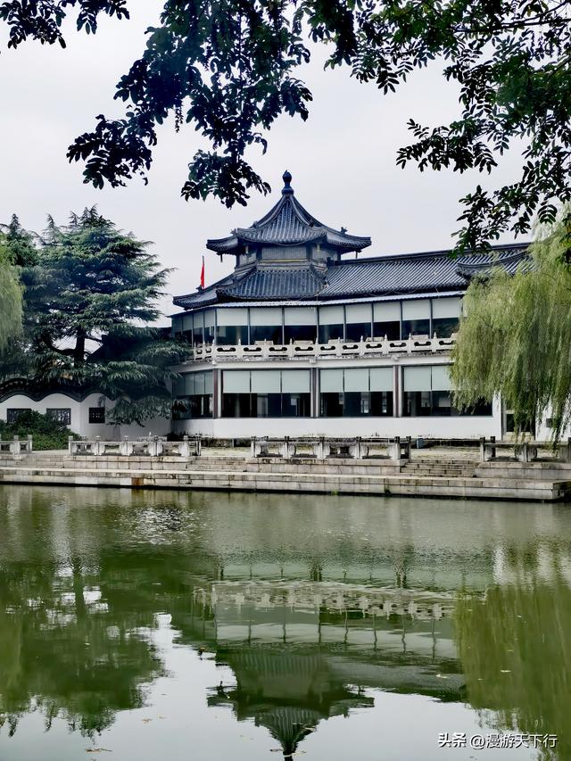 烟雨中重游瘦西湖，狂拍美景，整个人醉卧美景中