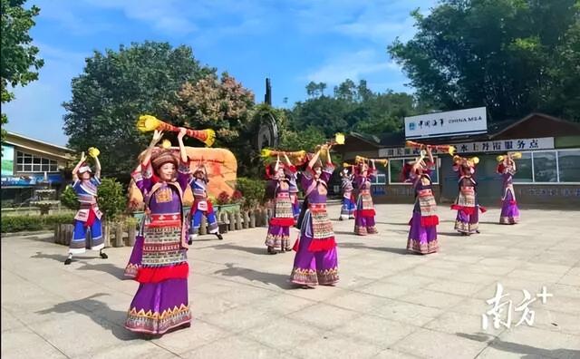 60多国旅游达人齐聚韶关，丹霞山用山水与非遗“实力圈粉”
