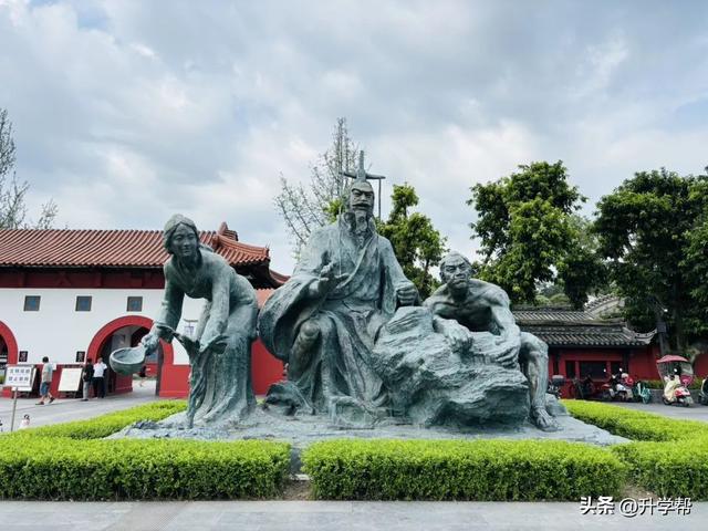 成都一座千年古典园林，地铁6号线直达，为“蜀中第一祠”