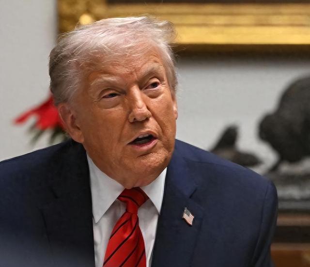 又打起来了？美军深夜开火，特朗普开始下令，拜登默克尔重出江湖