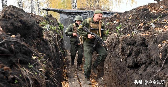 乌军突击代价惨重！精锐反攻遇俄铜墙铁壁	，大量装备报废损失惊人