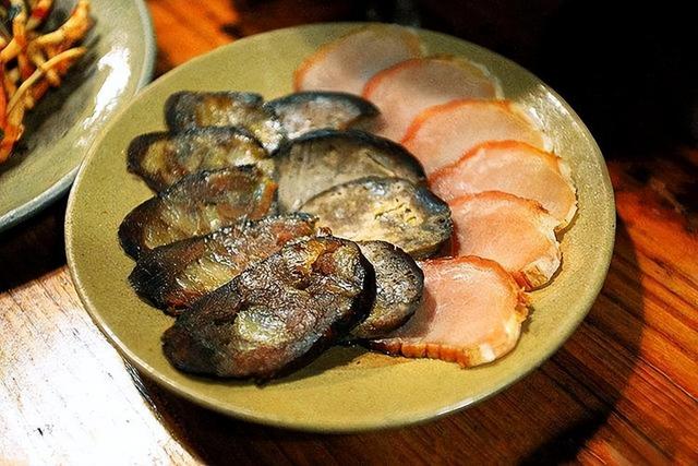 吃完这席长桌宴，要从少年到白头
