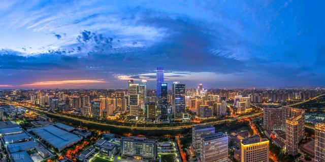 争夺“第五直辖市”！多个城市摩拳擦掌，呼声最高的是这3座城