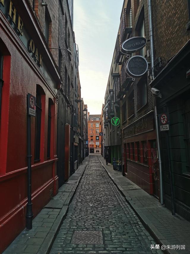 都柏林的城市印象，喧嚣与荒凉的旅途感悟