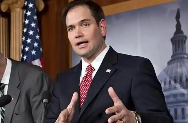 1.5万兵力航母压境!美-南方之矛-直指委内瑞拉,摊牌时刻临近?