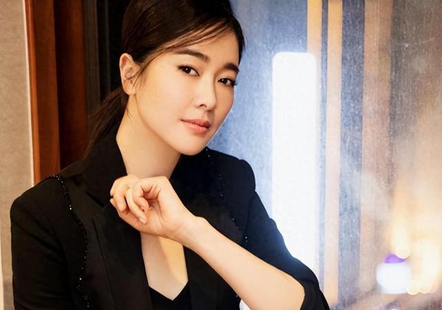 谁也没想到	，被传“风流成性，绯闻不断”的左小青，如今成了这样