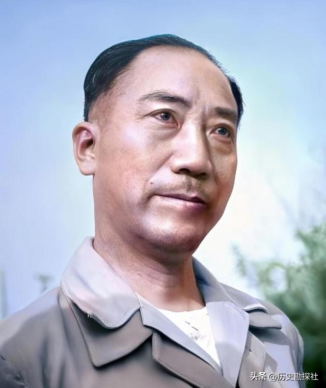 这就是戴笠胡蝶的真实样貌，一个狠一个美，货真价实的罕见照片