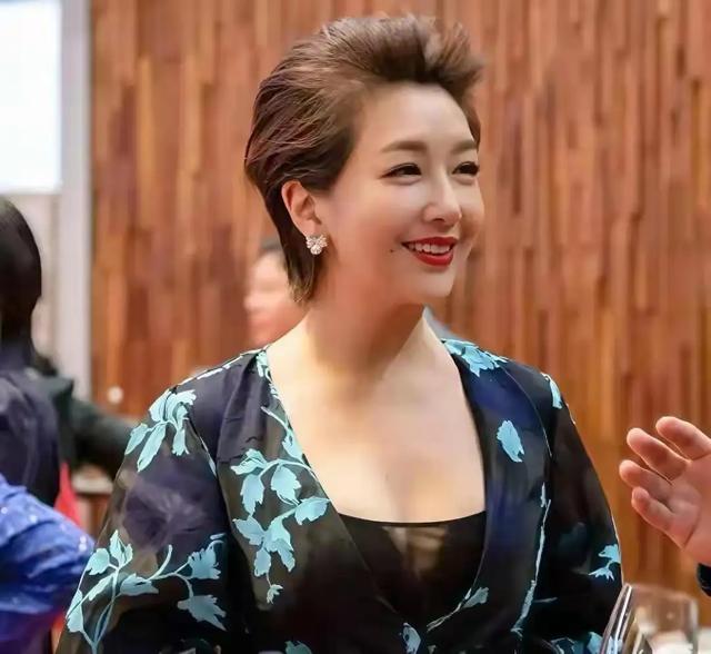 中国最丰满的6位女星，美的各有千秋，她们的身材也太犯规了！