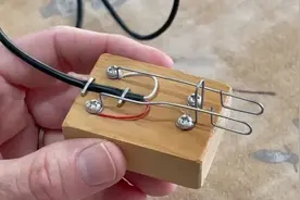 用回形针、木块和其他一些废料自制一个几乎不花钱业余电台自动键图片