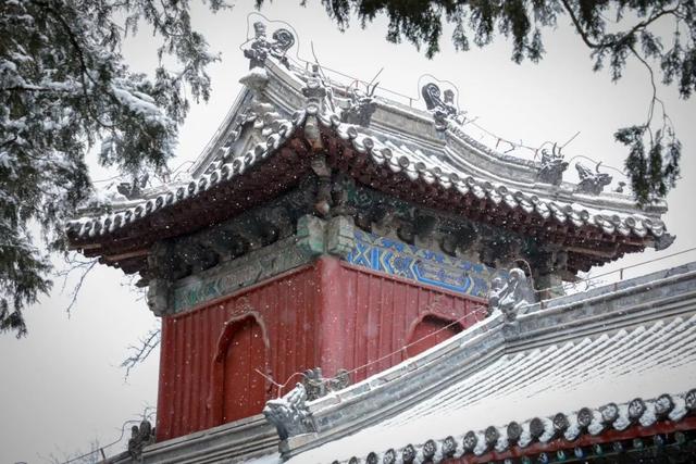 博物FUN | 在北京最神秘寺庙，遇见皇家工艺天花板
