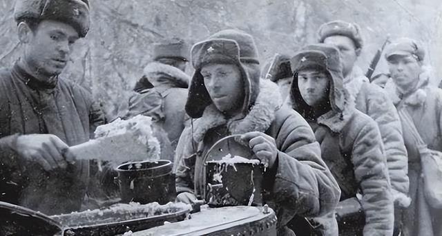 芬兰最北端距海洋仅30公里，但船舶出海却要绕道上千公里