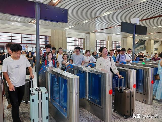 悦·遵义丨借“凉”势燃“红”火 遵义暑运旅游双升温