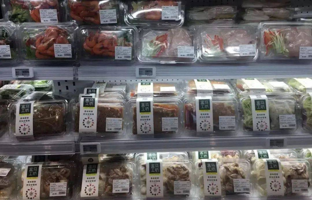为什么站队罗永浩？是预制菜还是“隔夜菜”？