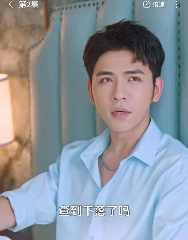 脸没恢复就别出来拍短剧，顶着膨化脸、大刀双眼皮	，太让人出戏了