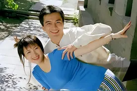 他是著名老戏骨，娶了4位妻子，个个美若天仙，60岁仍是不老男神图片