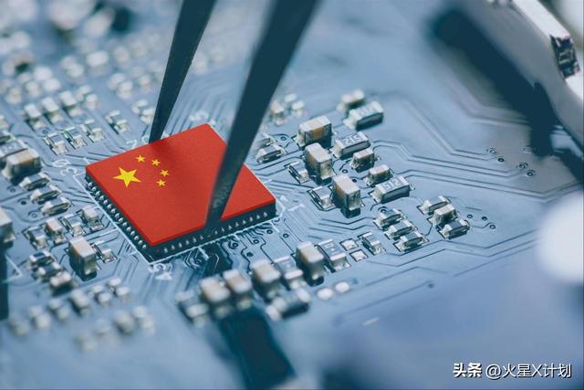 让全球震惊的，不是微软这场“蓝屏故障”，而是中国去美化的成功