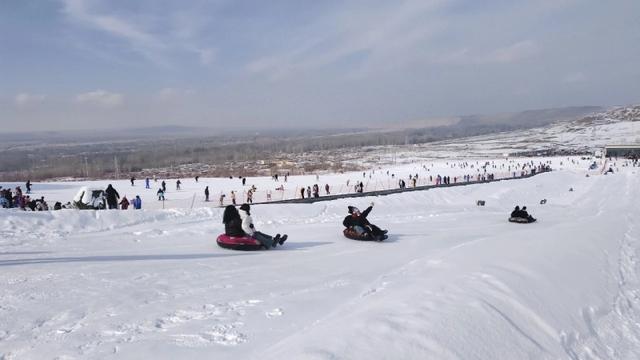 元旦假期冰雪运动热力十足 和田文旅迎来“开门红”