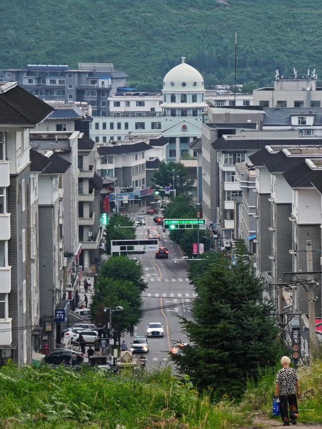 中国“深呼吸小城”第一名，森林覆盖率超92% ，7、8月避暑天花板