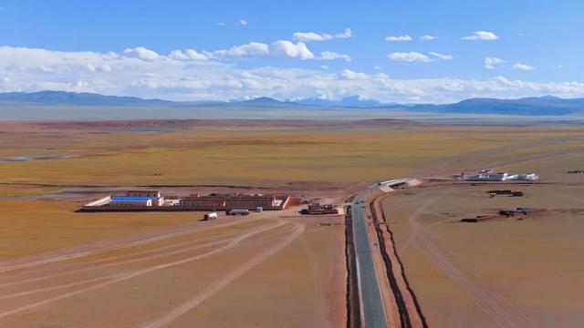 汉庭酒店，又给行业上了一课