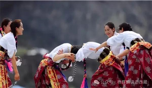 林芝波密，被称为“西藏瑞士”，有中国最美的原始森林