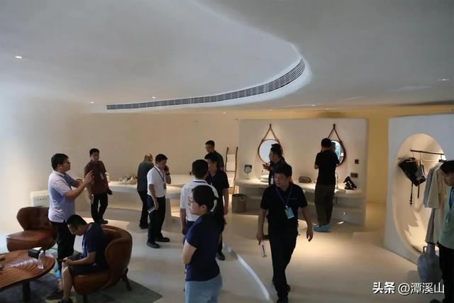 淄博这座山魅力何在？一起来看济南潍坊融媒记者眼中的潭溪山→