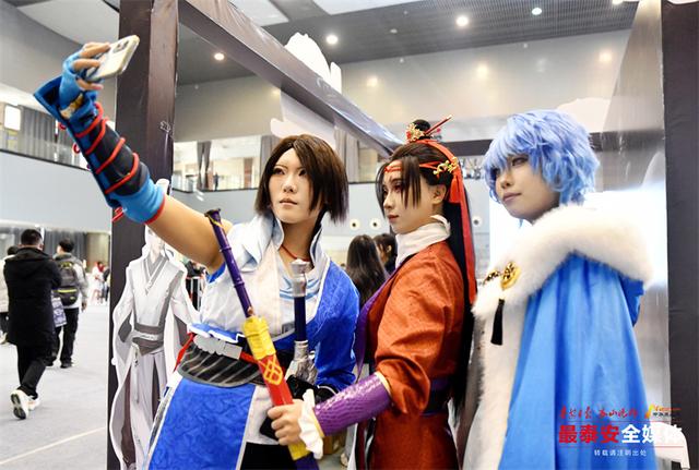 2025第三届泰山动漫嘉年华启幕，现场发布6条泰安冬季旅游线路