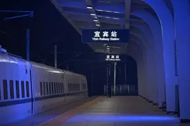 成都至广深更便捷，川粤间再增一组夜间动卧！图片