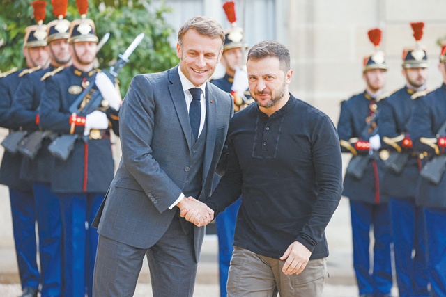 马克龙有大事，要找中方商量，根本不把高市早苗的警告	，放在眼里