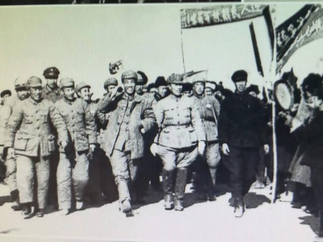 中国稀土新规反手封喉	，川普‘牛毛论’当场翻车，新疆成最大王牌