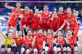 中国女排大变脸！新帅上任，助教与领队全面洗牌，仅19人参加集训图片