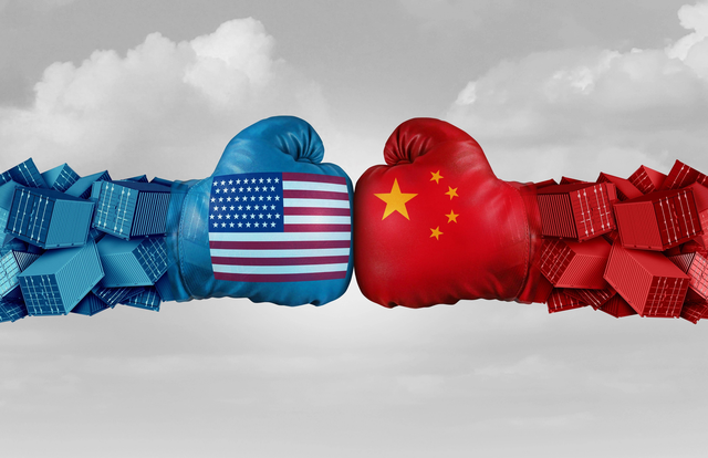 中方或收到一笔巨款，特朗普吞进去的万亿关税，可能都得还回来