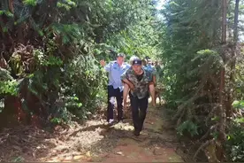 警犬嗅源寻人！网友：立大功！加鸡腿！图片