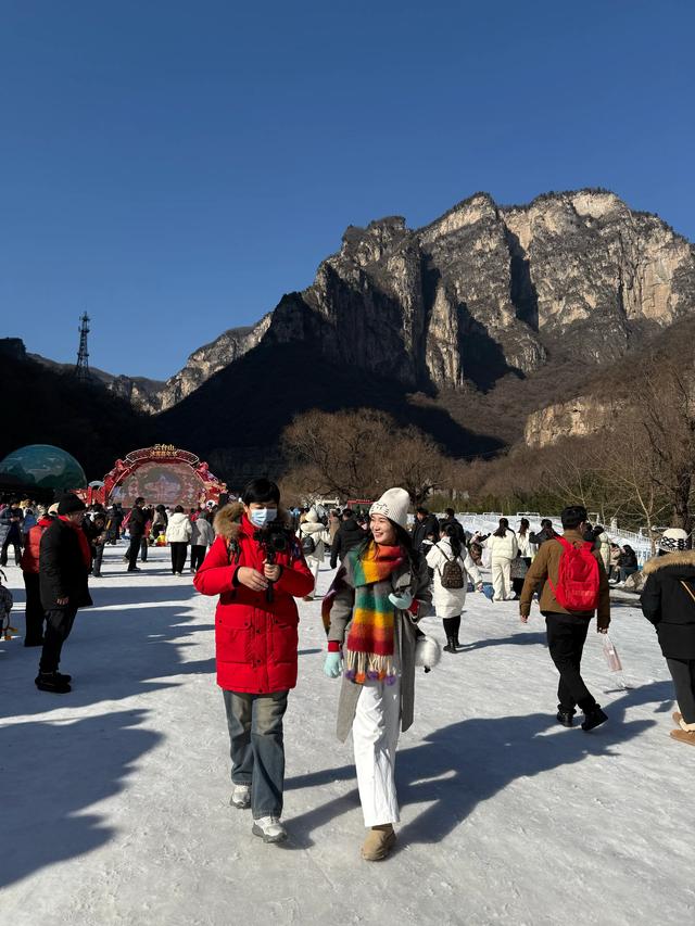 云台山冰挂亮肌