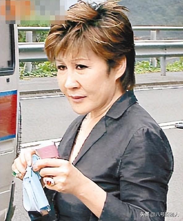 没想到！52年后丁珮终于说出真相：李小龙死前在床上倒了12分钟