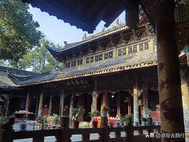 四川广汉第一大寺庙，清幽静谧，国宝文物让我惊叹，不要门票