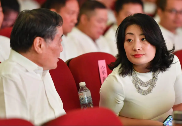宗馥莉重回娃哈哈后，才知道：宗庆后为女儿顺利继承，多用心良苦