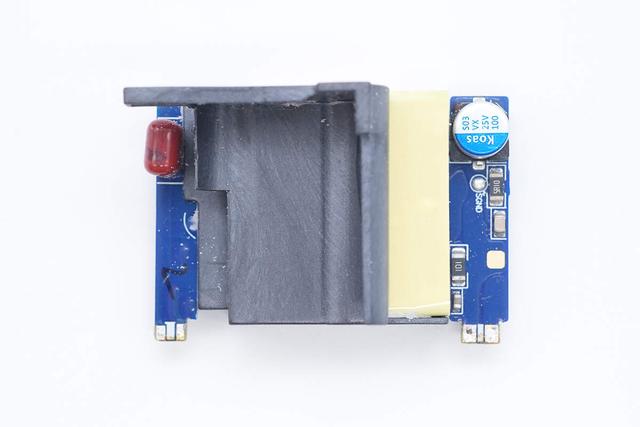 小米120W澎湃秒充+100W PD快充，酷态科10号超级电能充mini拆解