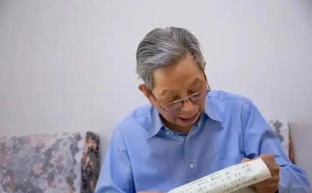 一路走好！2026年不到3天，5位名人接连去世	，最年轻的仅25岁