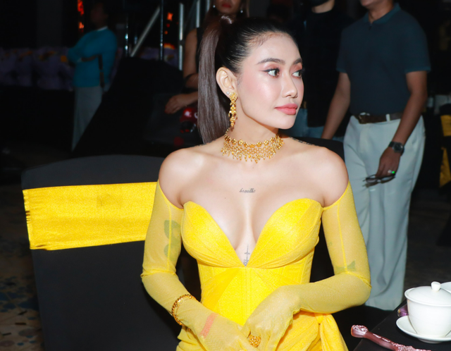 缅甸第一性感女神刚出狱又惹恼警方	，辣眼视频流出