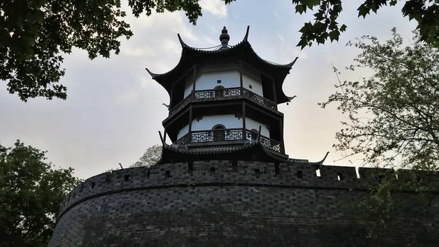 扬州高邮：古有秦少游，今有汪曾祺；一座充满市井烟火气息的城市