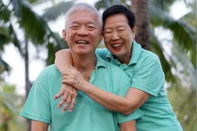 交20年社保，退休能领多少钱？多久能回本？图片